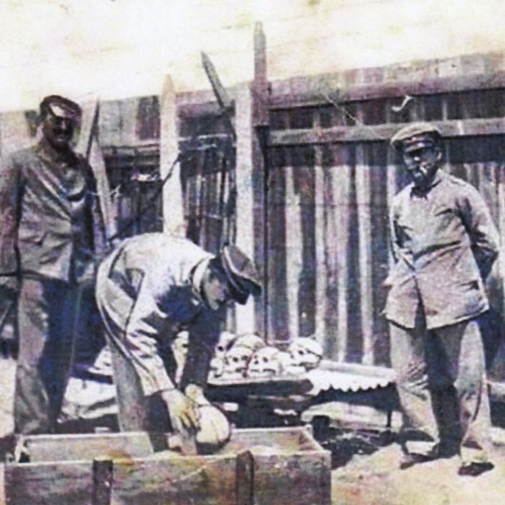 exposition-herero-nama-memorial2